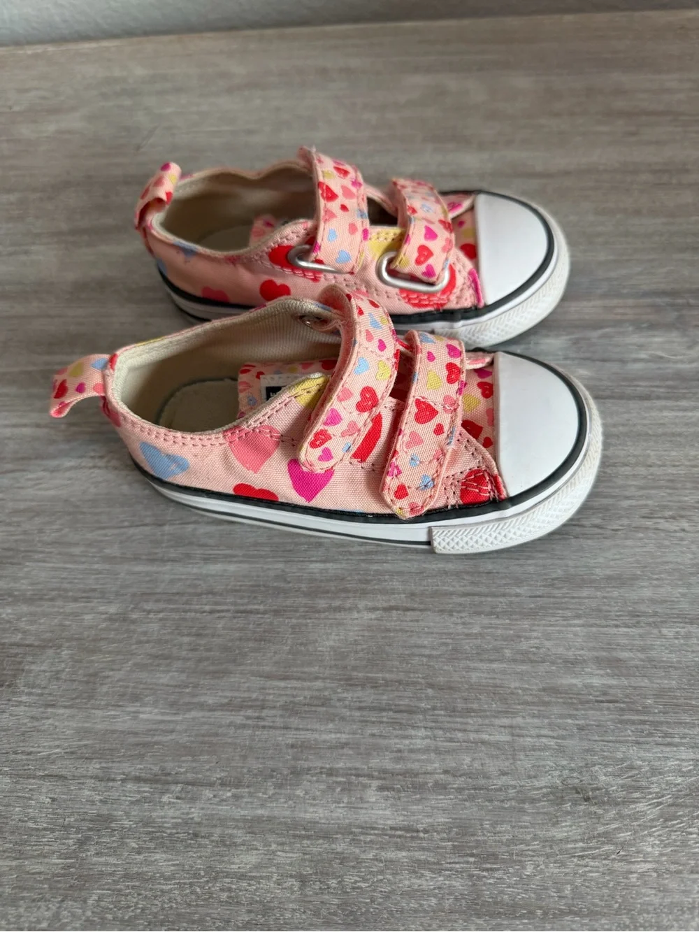 Converse Pink Canvas Valentine Multicolor Hearts Slip-on Canvas Baby Sneakers 5